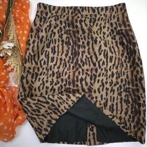Stanley Blacker Leopard Print Women's Skirt Sz 6